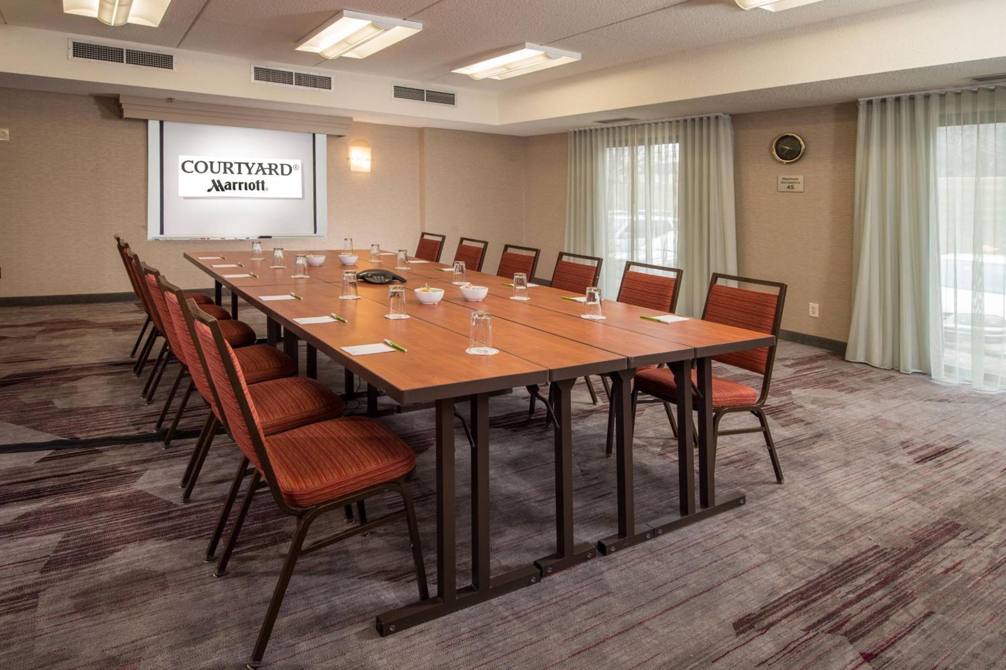 Courtyard By Marriott Baltimore Bwi Airport Hotel